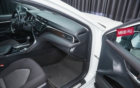 Toyota Camry, 2021 год, 2 887 000 рублей, 14 фотография