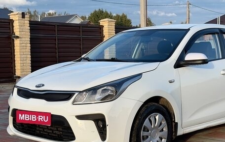 KIA Rio IV, 2017 год, 695 000 рублей, 1 фотография
