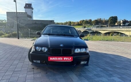 BMW 3 серия, 1993 год, 600 000 рублей, 2 фотография