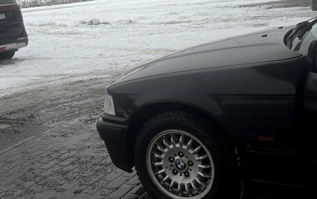BMW 3 серия, 1993 год, 600 000 рублей, 25 фотография