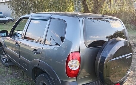 Chevrolet Niva I рестайлинг, 2018 год, 700 000 рублей, 9 фотография