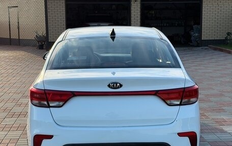 KIA Rio IV, 2017 год, 695 000 рублей, 12 фотография