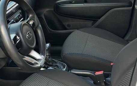 KIA Rio IV, 2017 год, 695 000 рублей, 17 фотография