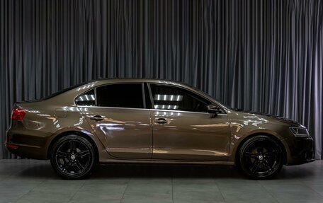 Volkswagen Jetta VI, 2011 год, 899 000 рублей, 5 фотография