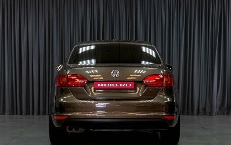 Volkswagen Jetta VI, 2011 год, 899 000 рублей, 4 фотография