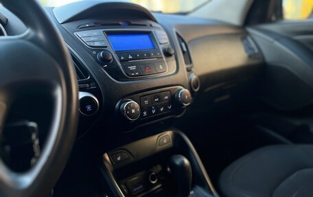 Hyundai ix35 I рестайлинг, 2014 год, 1 300 000 рублей, 13 фотография