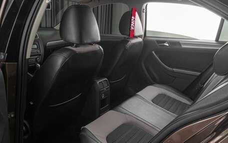 Volkswagen Jetta VI, 2011 год, 899 000 рублей, 11 фотография