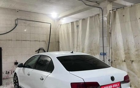 Volkswagen Jetta VI, 2015 год, 550 000 рублей, 5 фотография