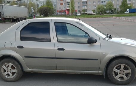 Renault Logan I, 2010 год, 360 000 рублей, 2 фотография