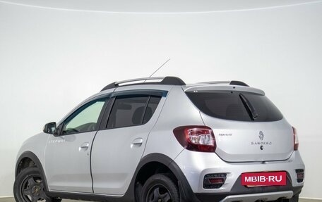 Renault Sandero II рестайлинг, 2016 год, 949 000 рублей, 7 фотография