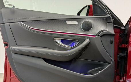 Mercedes-Benz E-Класс, 2021 год, 4 350 000 рублей, 19 фотография