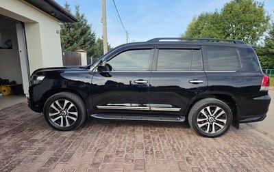 Toyota Land Cruiser 200, 2017 год, 5 500 000 рублей, 1 фотография