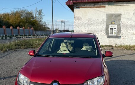 Renault Logan II, 2014 год, 540 000 рублей, 1 фотография