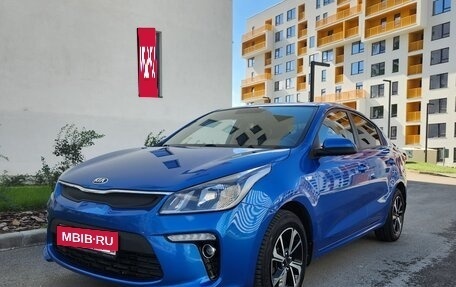 KIA Rio III рестайлинг, 2017 год, 1 350 000 рублей, 1 фотография