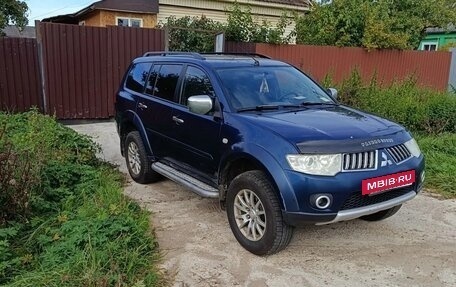 Mitsubishi Pajero Sport II рестайлинг, 2011 год, 1 100 000 рублей, 3 фотография