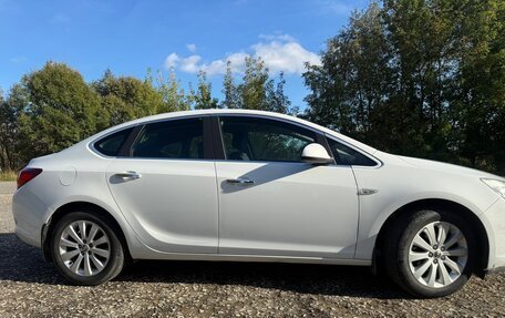 Opel Astra J, 2013 год, 690 000 рублей, 7 фотография