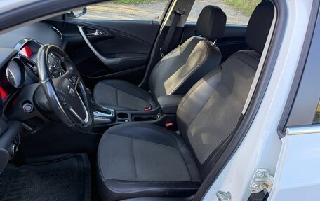 Opel Astra J, 2013 год, 690 000 рублей, 9 фотография