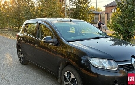 Renault Sandero II рестайлинг, 2015 год, 550 000 рублей, 3 фотография