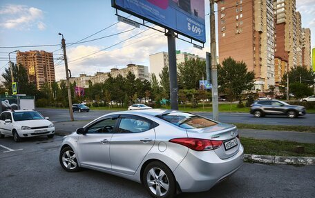 Hyundai Elantra V, 2012 год, 1 000 000 рублей, 2 фотография