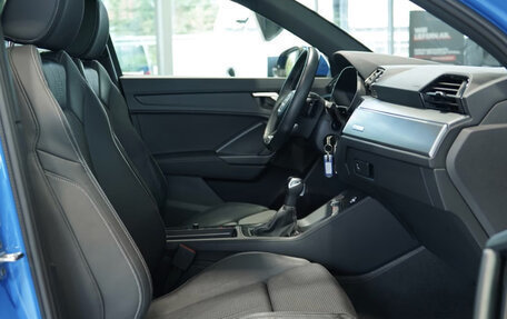 Audi Q3, 2023 год, 4 445 000 рублей, 13 фотография