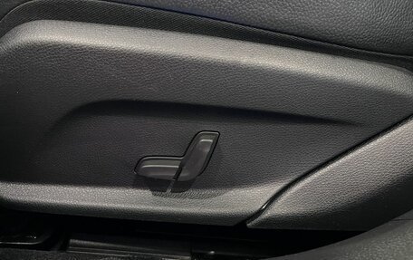 Mercedes-Benz C-Класс, 2019 год, 2 800 000 рублей, 34 фотография