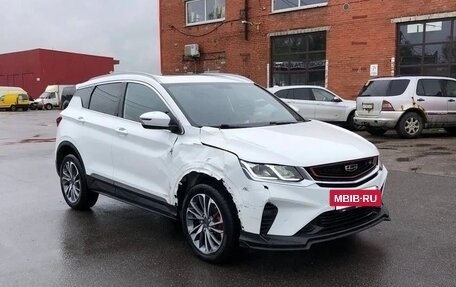 Geely Coolray I, 2022 год, 770 000 рублей, 3 фотография