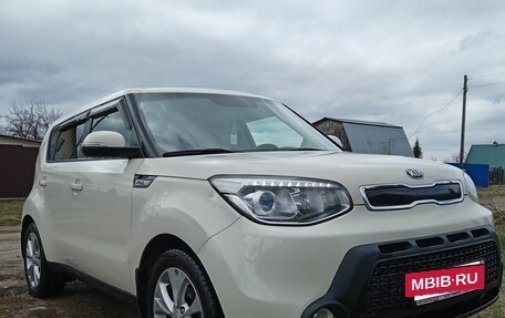 KIA Soul II рестайлинг, 2015 год, 950 000 рублей, 2 фотография