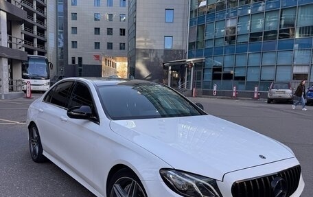 Mercedes-Benz E-Класс, 2017 год, 3 450 000 рублей, 2 фотография