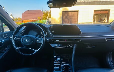 Hyundai Sonata VIII, 2021 год, 2 800 000 рублей, 7 фотография