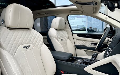 Bentley Bentayga I, 2023 год, 23 200 000 рублей, 12 фотография