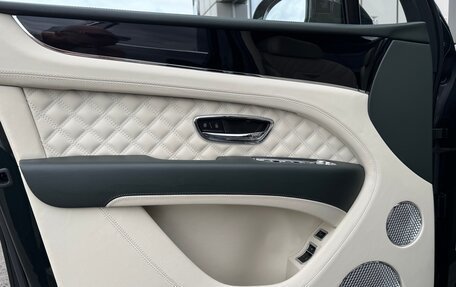 Bentley Bentayga I, 2023 год, 23 200 000 рублей, 18 фотография