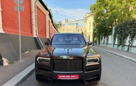 Rolls-Royce Cullinan, 2020 год, 27 900 000 рублей, 1 фотография