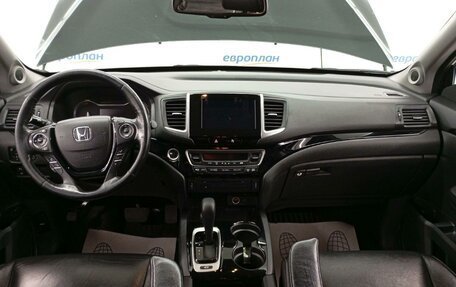 Honda Pilot III рестайлинг, 2017 год, 2 950 000 рублей, 5 фотография
