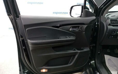 Honda Pilot III рестайлинг, 2017 год, 2 950 000 рублей, 9 фотография