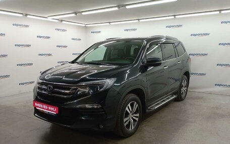 Honda Pilot III рестайлинг, 2017 год, 2 950 000 рублей, 2 фотография