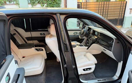 Rolls-Royce Cullinan, 2020 год, 27 900 000 рублей, 9 фотография