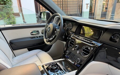 Rolls-Royce Cullinan, 2020 год, 27 900 000 рублей, 10 фотография