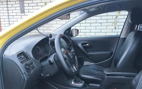 Volkswagen Polo VI (EU Market), 2017 год, 485 000 рублей, 10 фотография