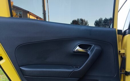 Volkswagen Polo VI (EU Market), 2017 год, 485 000 рублей, 16 фотография