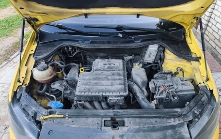 Volkswagen Polo VI (EU Market), 2017 год, 485 000 рублей, 32 фотография
