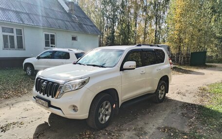 Toyota Land Cruiser Prado 150 рестайлинг 2, 2014 год, 3 350 000 рублей, 4 фотография