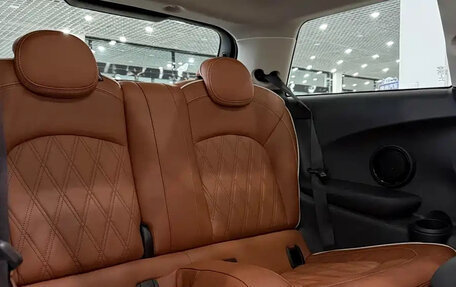 MINI Hatch, 2022 год, 1 980 000 рублей, 15 фотография