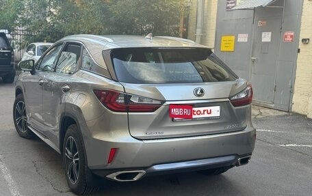 Lexus RX IV рестайлинг, 2016 год, 3 000 000 рублей, 4 фотография