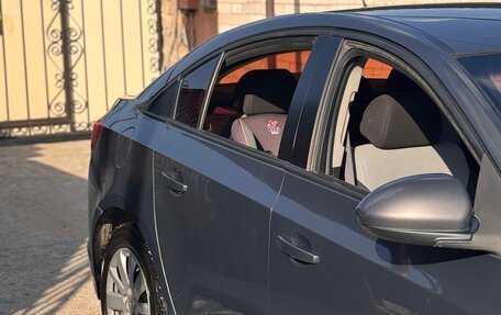Chevrolet Cruze II, 2013 год, 590 000 рублей, 6 фотография