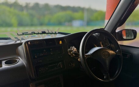 Toyota RAV4, 1996 год, 600 000 рублей, 2 фотография