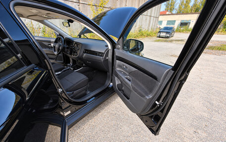 Mitsubishi Outlander III рестайлинг 3, 2019 год, 2 250 000 рублей, 29 фотография