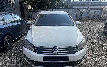 Volkswagen Passat B7, 2012 год, 715 000 рублей, 4 фотография