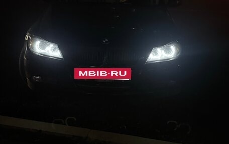 BMW 3 серия, 2007 год, 1 400 000 рублей, 2 фотография