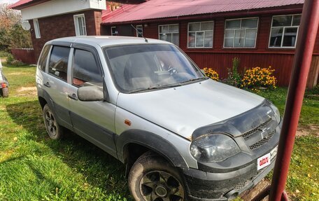 Chevrolet Niva I рестайлинг, 2008 год, 300 000 рублей, 3 фотография