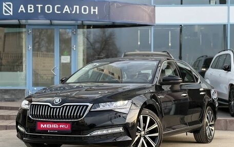Skoda Superb III рестайлинг, 2025 год, 4 790 000 рублей, 1 фотография